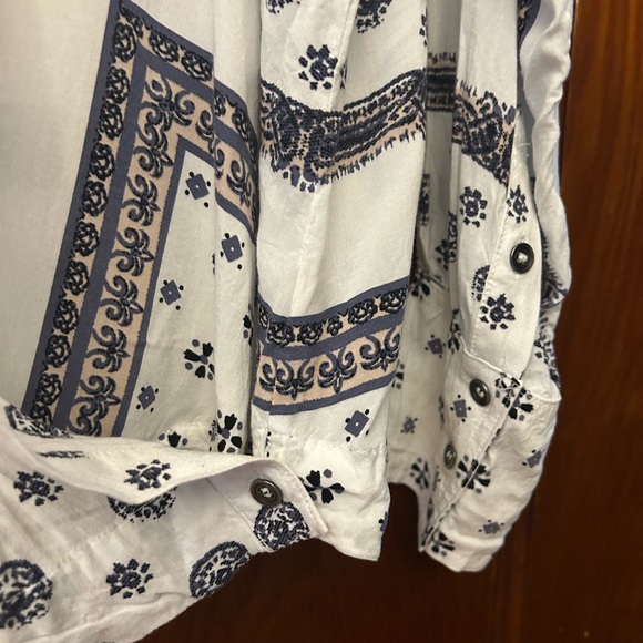 Free People Little Secrets Button Up Wrap Shirt White Large - Picture 12 of 13